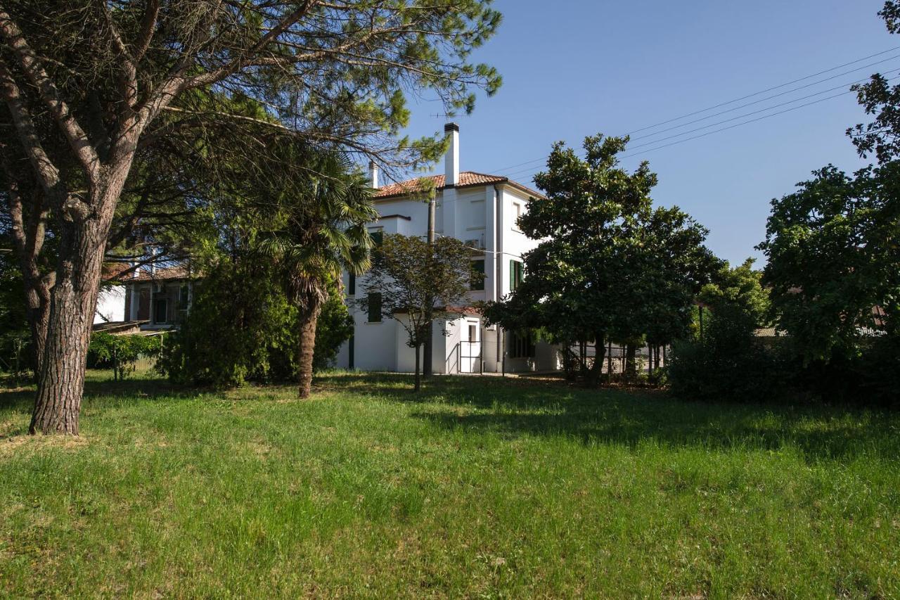 Вилла Casa Sincielli Каорле Экстерьер фото